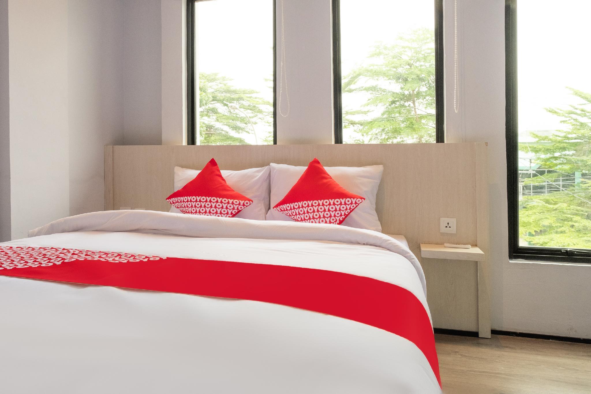 Super Oyo 3150 Theodore Homestay Medan Extérieur photo